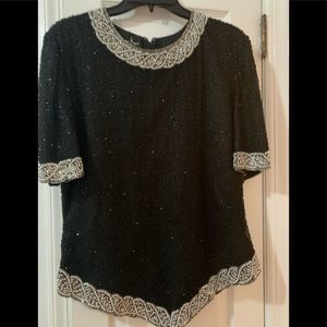 Beautiful holiday top bedazzled sz large